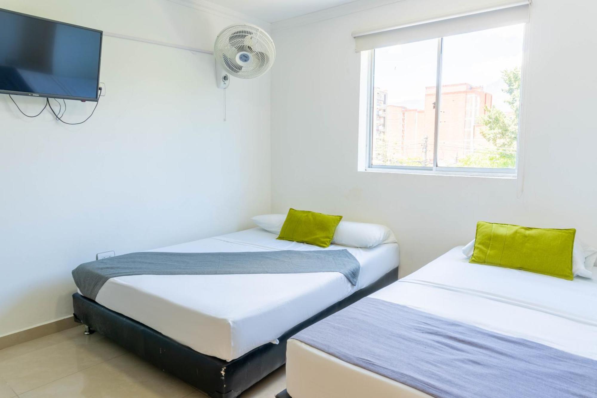 Hotel Park 6 Medellin Ngoại thất bức ảnh
